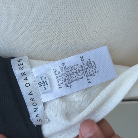 Dress - Picture 5 of 5